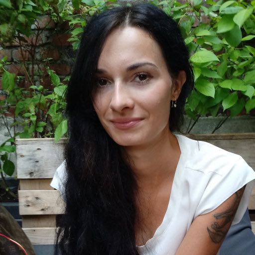 dr n. med. i n. o zdr. Joanna Róg 